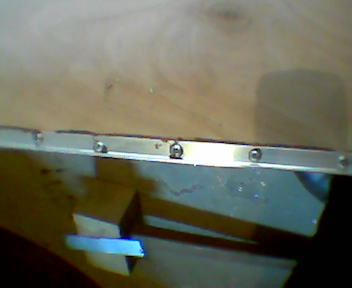 010 przykręcenie kątownika poziomego.jpg